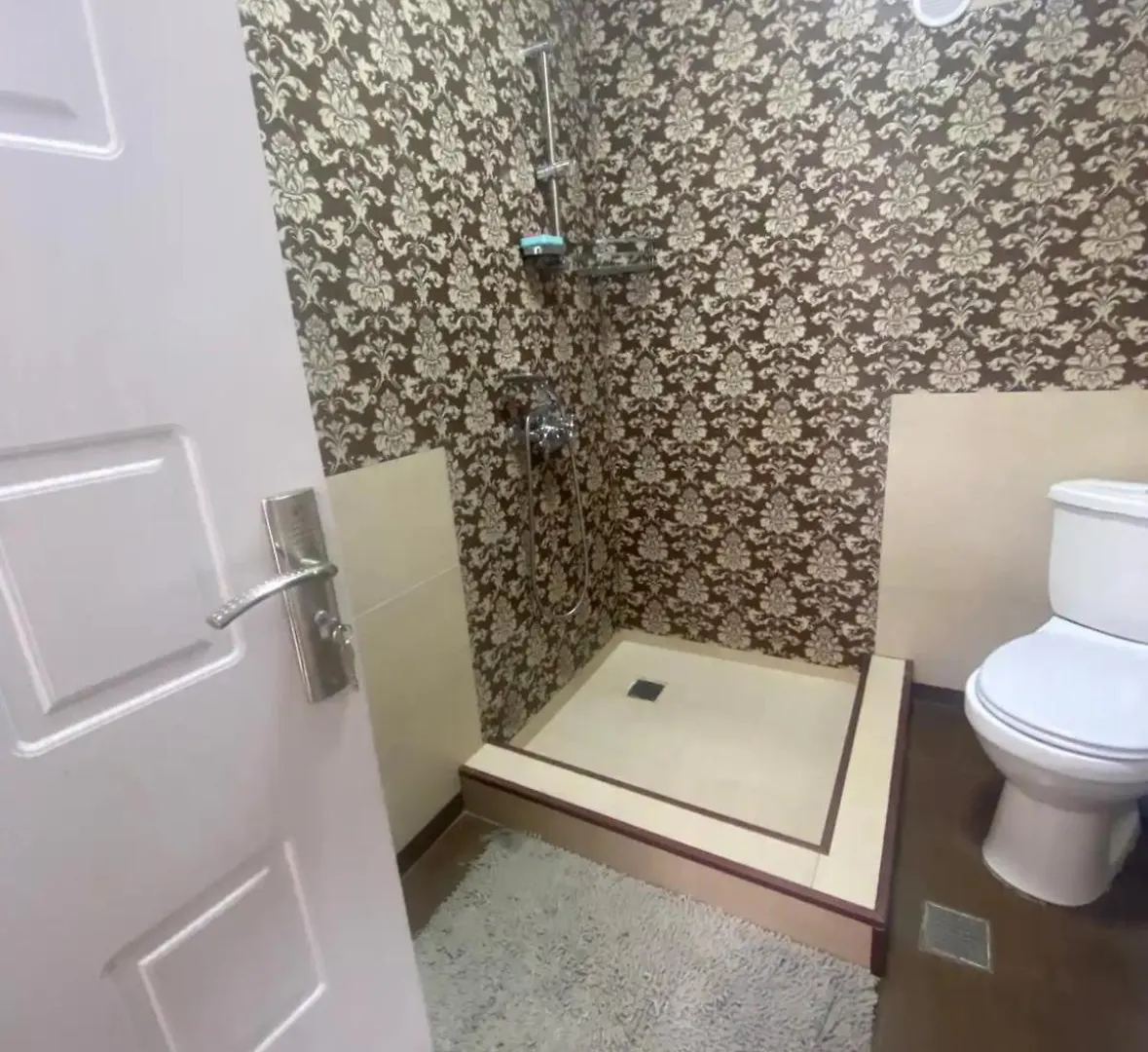 Sunny Apartment Batumi